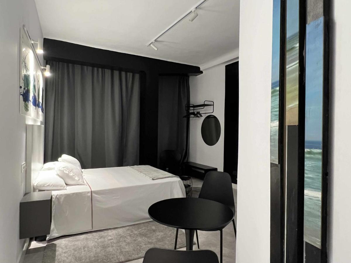 Апартаменти Dama Modern & Luxury Малага Екстер'єр фото
